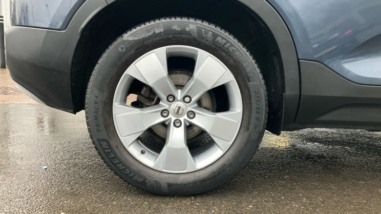 Volvo Xc40 1.5 T3 [163] Momentum 5dr Petrol Estate